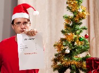40% borrowing or loaning money this Christmas  